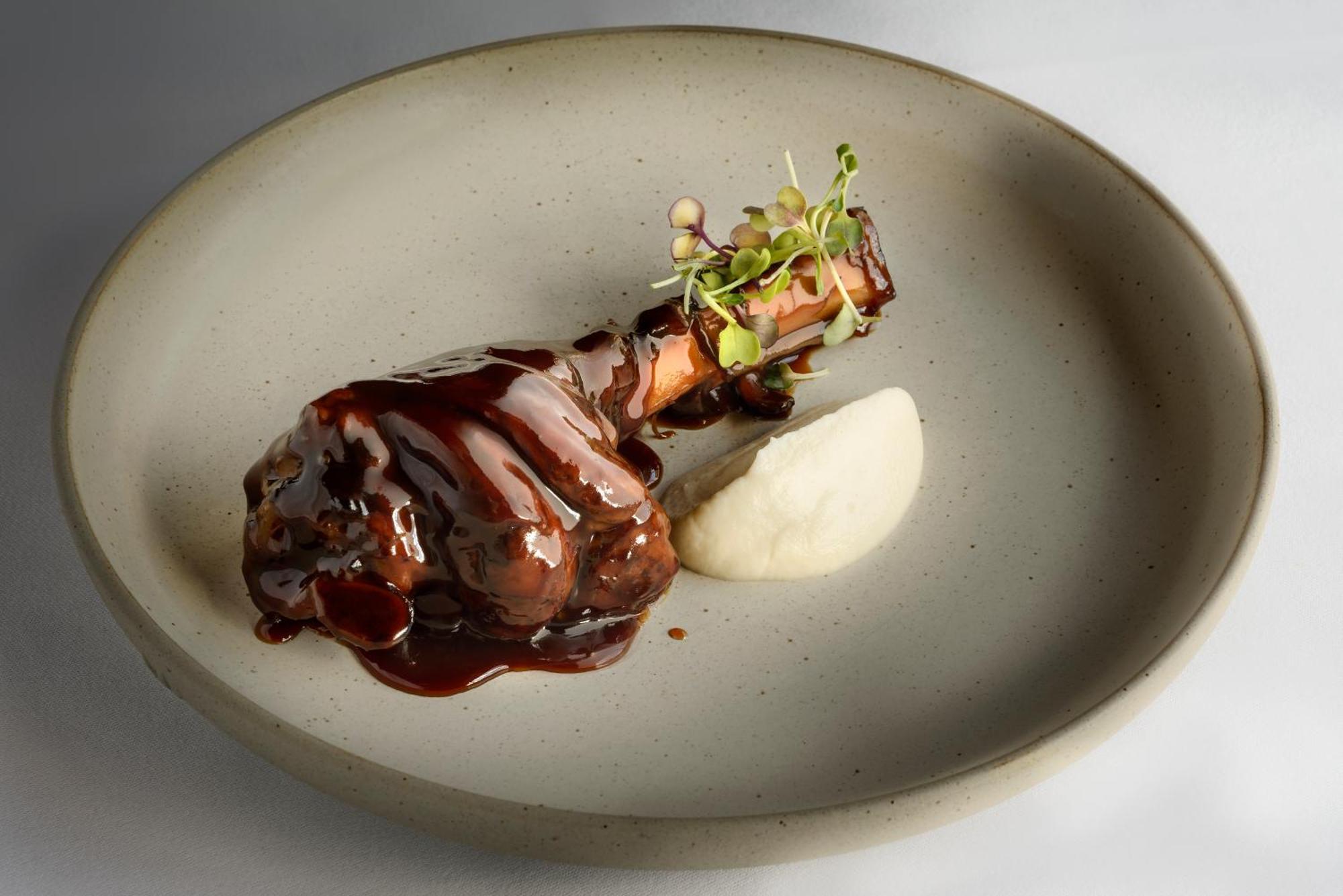 Hotel & Spa Monasterio De Boltana Luaran gambar A duck confit prepared by the restaurant
