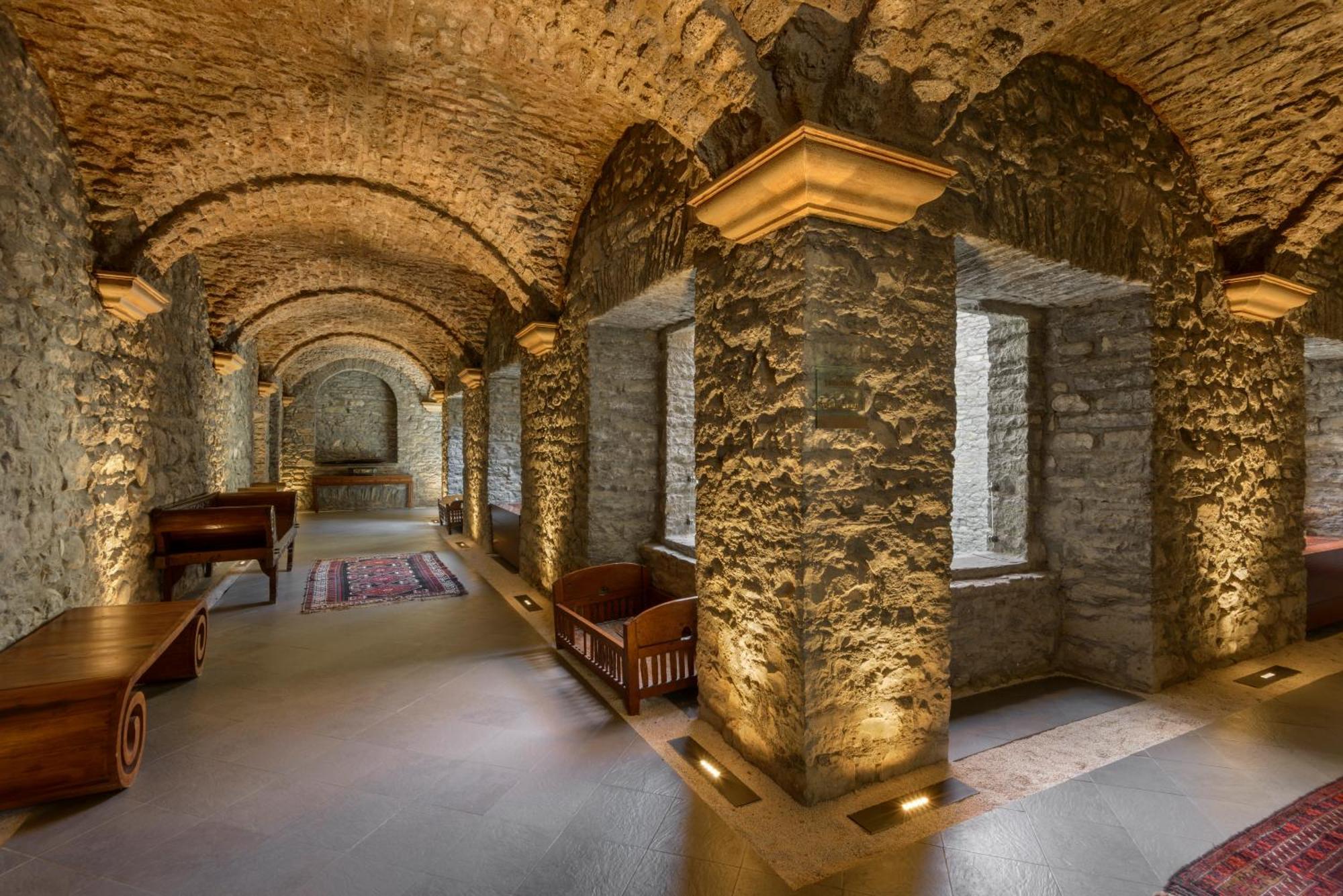 Hotel & Spa Monasterio De Boltana Luaran gambar The crypt