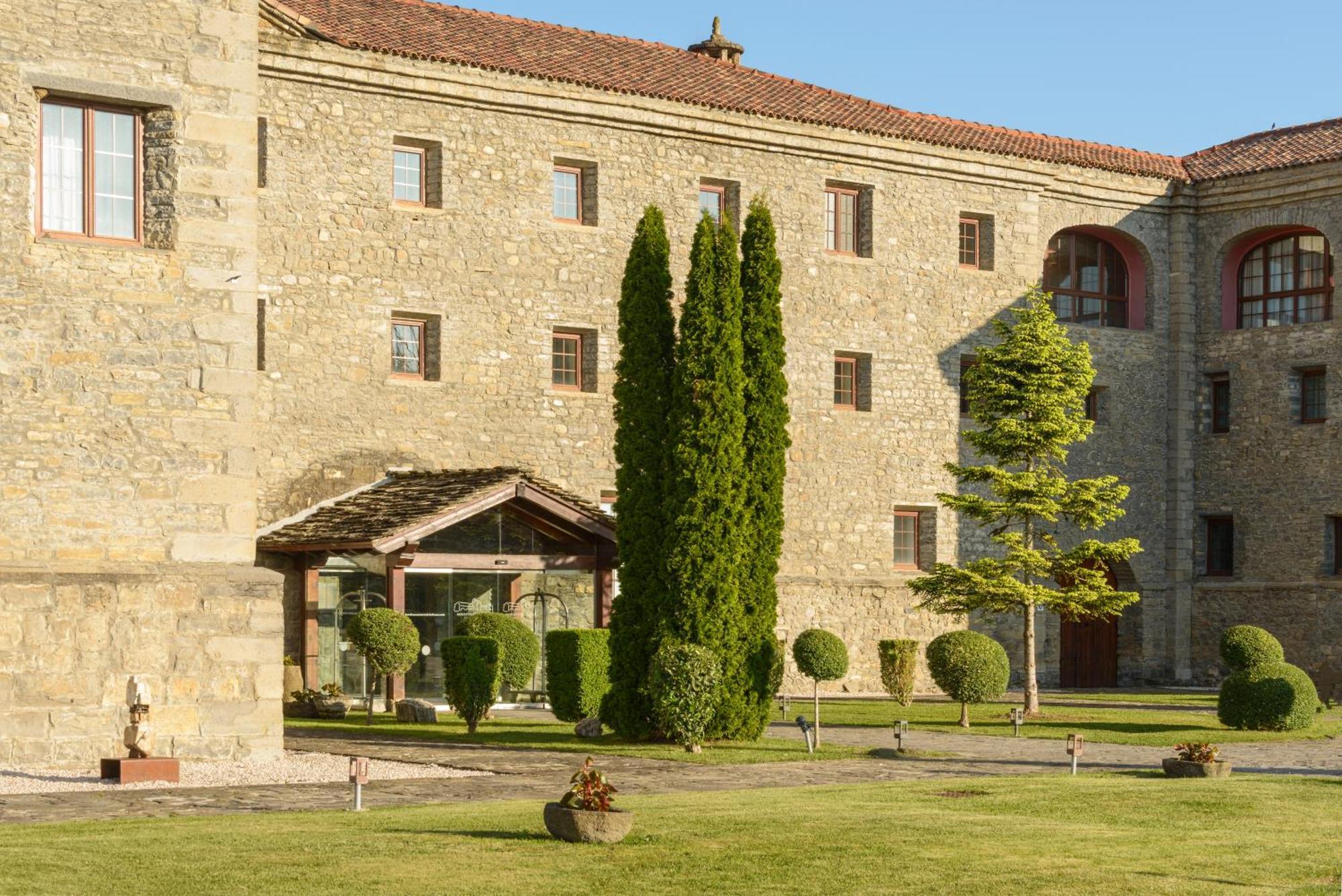 Hotel & Spa Monasterio De Boltana Luaran gambar The monastery of San Salvador de Ovila