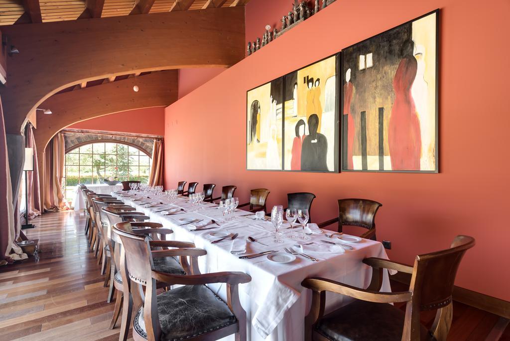 Hotel & Spa Monasterio De Boltana Luaran gambar The restaurant